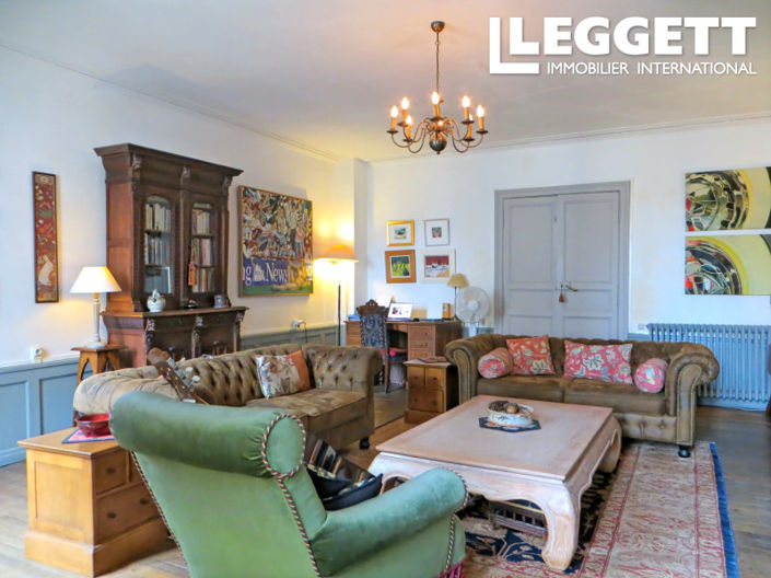 Image No.6-3 Bed House for sale