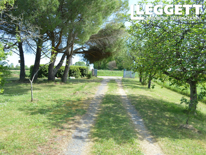 Image No.5-4 Bed House for sale