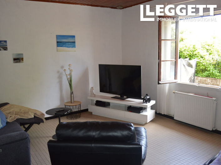 Image No.8-4 Bed House for sale
