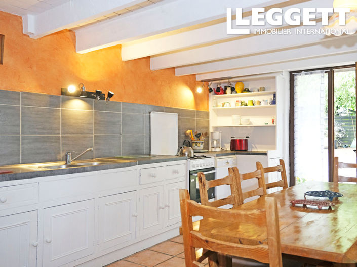 Image No.8-19 Bed House for sale
