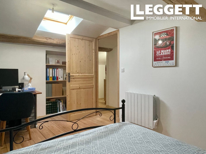 Image No.8-2 Bed House for sale