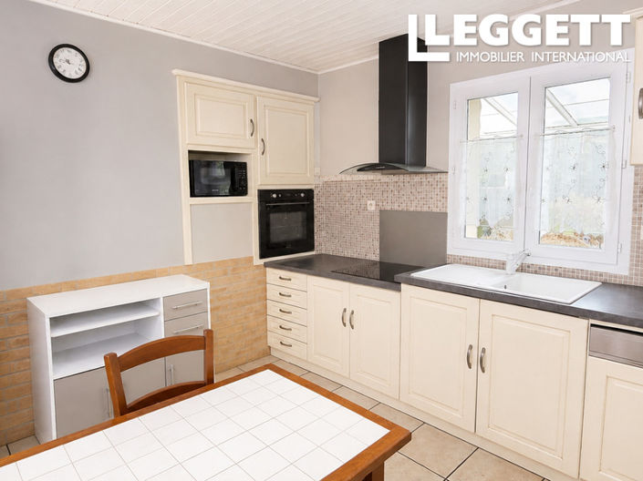 Image No.4-2 Bed House for sale