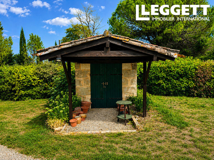 Image No.10-3 Bed House for sale