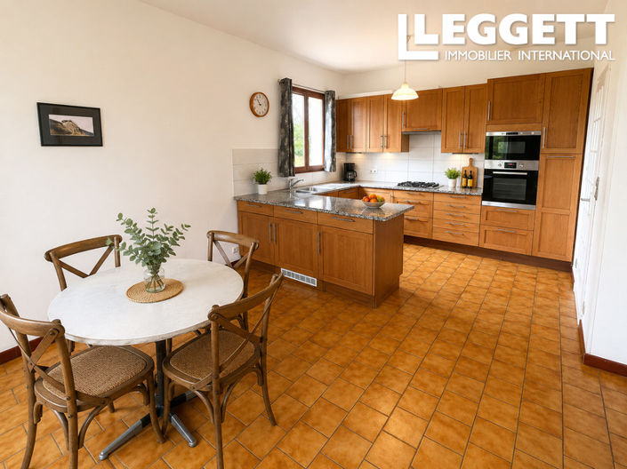 Image No.4-3 Bed House for sale