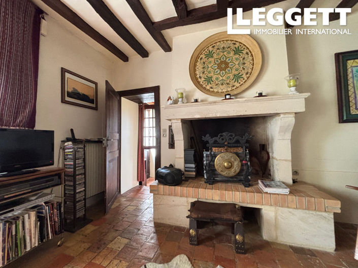 Image No.5-6 Bed House for sale