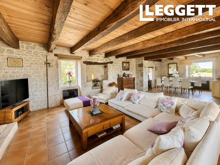 Image No.5-6 Bed House for sale