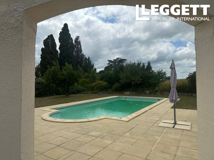 Image No.8-3 Bed House for sale