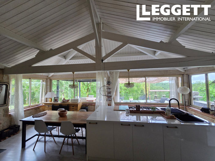 Image No.5-7 Bed House for sale