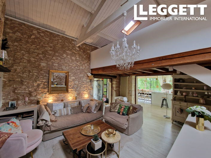 Image No.9-7 Bed House for sale