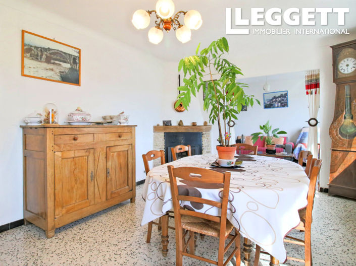 Image No.3-2 Bed House for sale