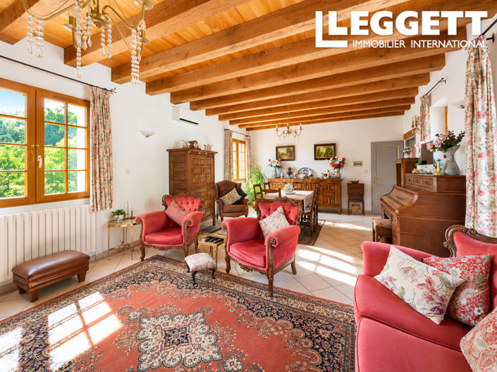 Image No.7-5 Bed House for sale