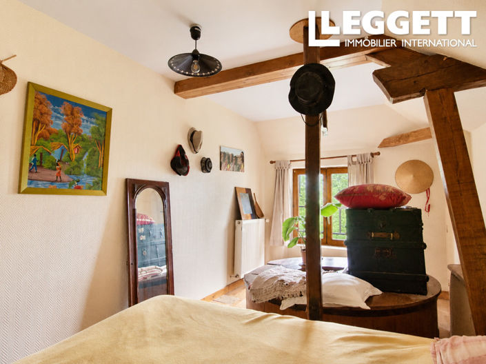 Image No.5-5 Bed House for sale