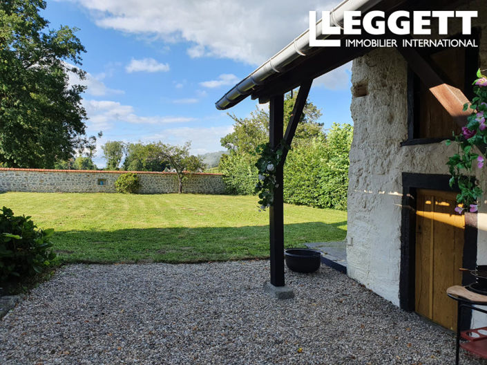 Image No.10-3 Bed House for sale