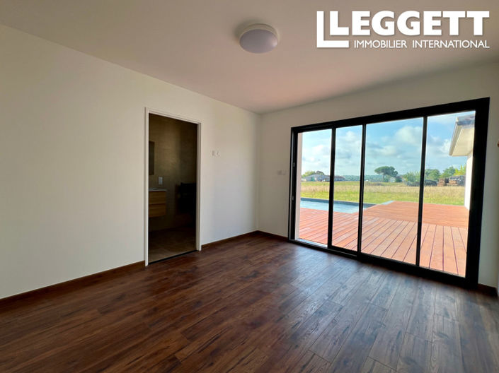 Image No.7-3 Bed House for sale