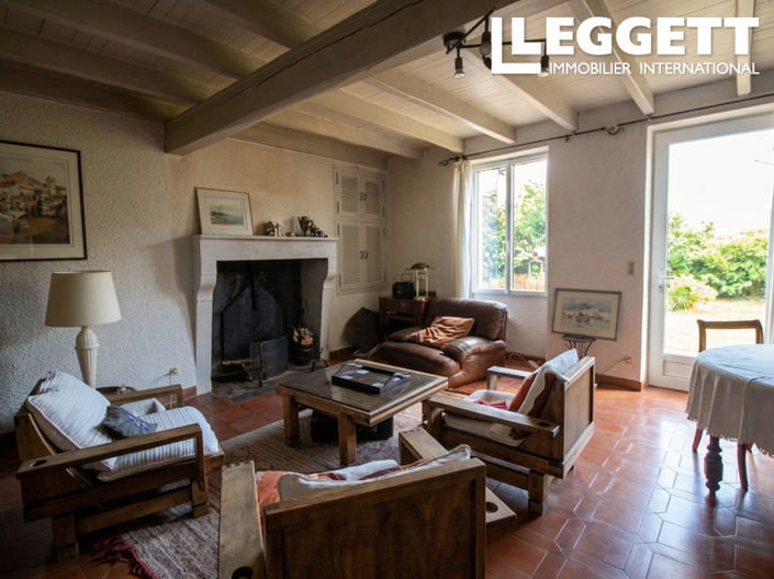 Image No.7-4 Bed House for sale