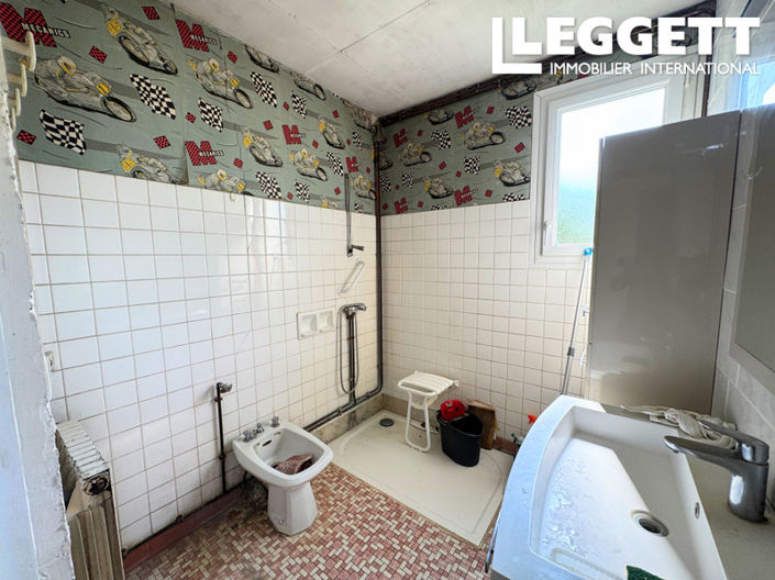 Image No.9-4 Bed House for sale
