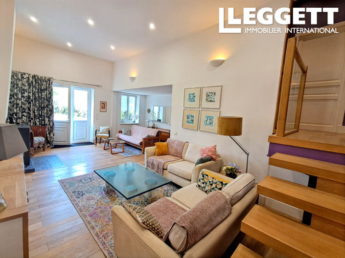 Image No.6-4 Bed House for sale