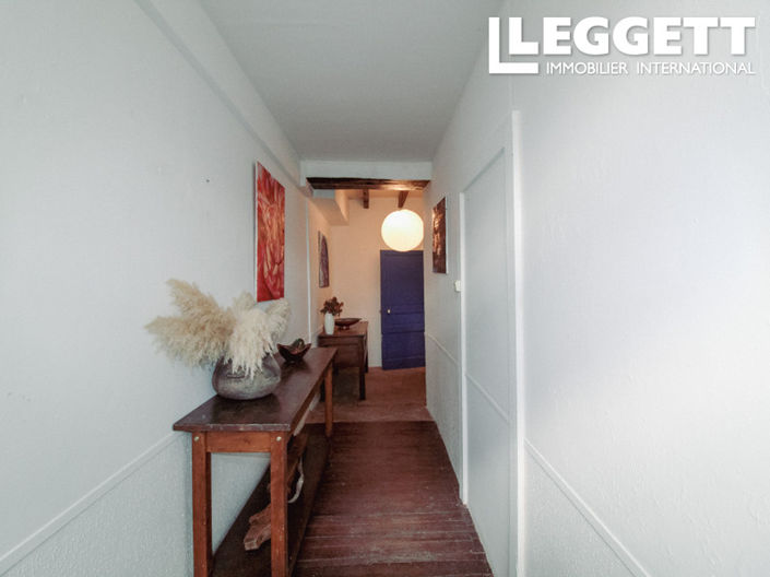 Image No.4-7 Bed House for sale