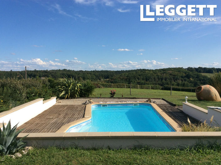 Image No.2-4 Bed House for sale