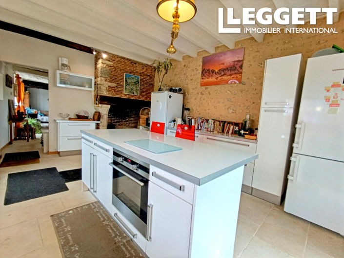 Image No.7-4 Bed House for sale
