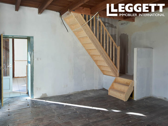 Image No.9-4 Bed House for sale