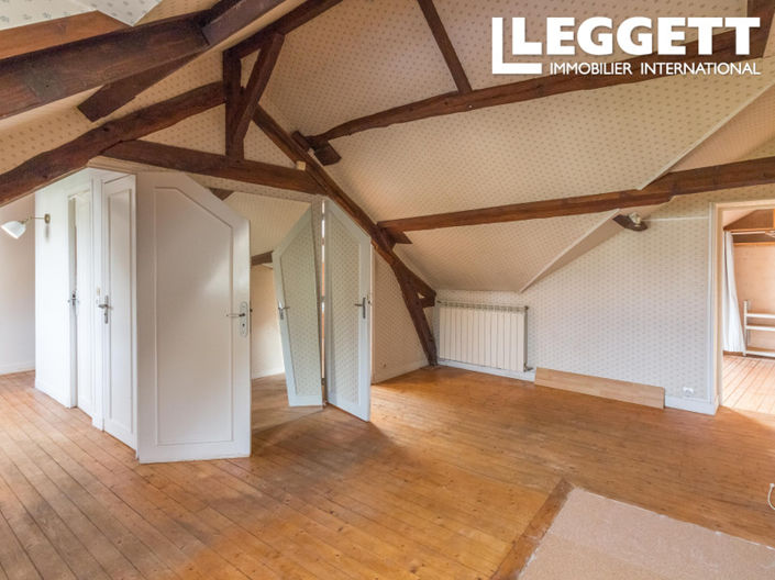 Image No.10-5 Bed House for sale