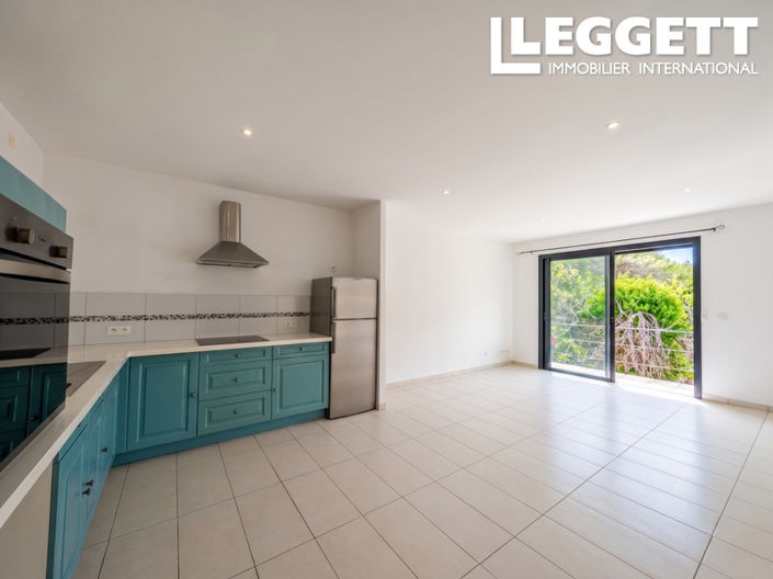 Image No.9-3 Bed House for sale