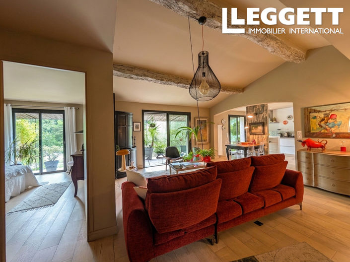 Image No.9-3 Bed House for sale