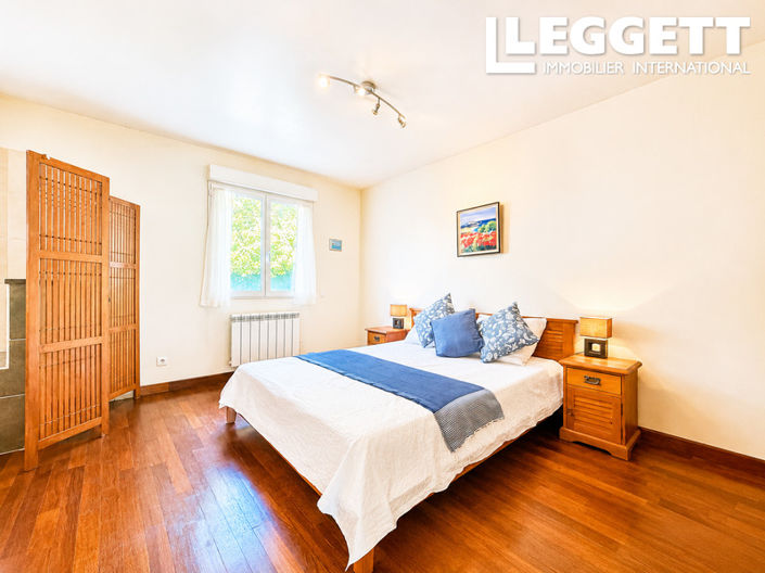 Image No.7-3 Bed House for sale