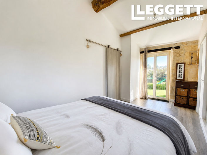 Image No.9-2 Bed House for sale
