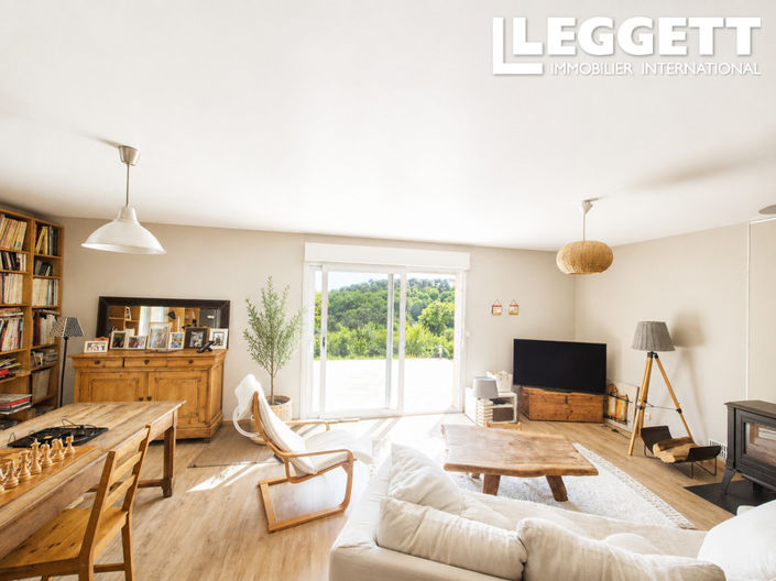Image No.2-3 Bed House for sale
