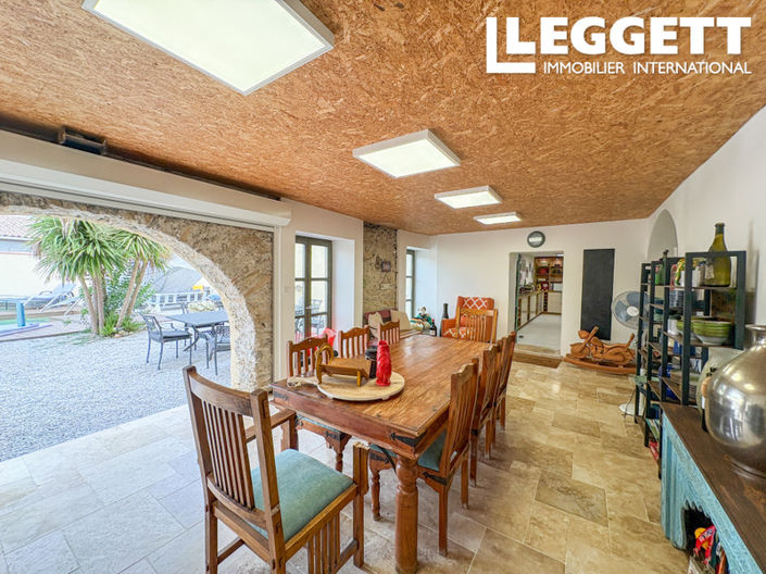Image No.10-4 Bed House for sale