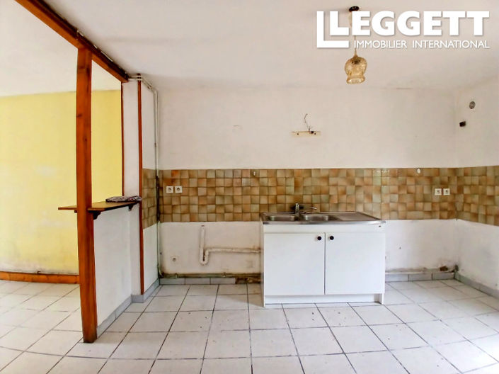 Image No.5-2 Bed House for sale