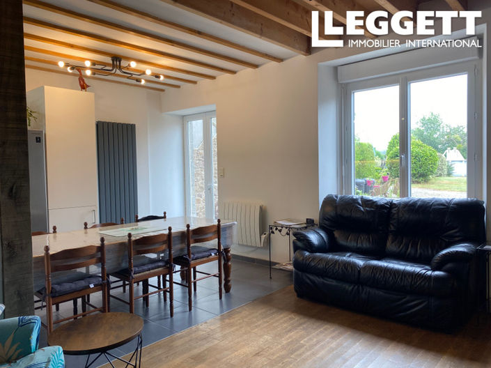 Image No.3-Maison de 6 chambres à vendre à Isigny-le-Buat