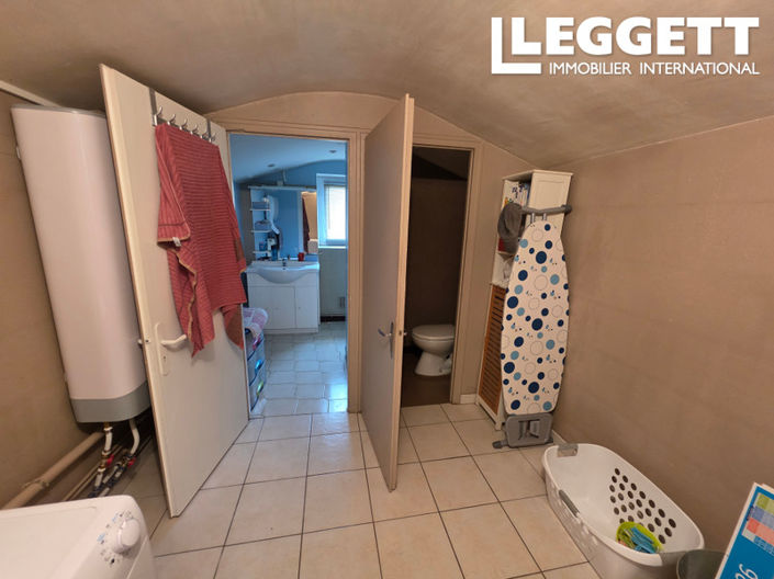 Image No.6-2 Bed House for sale