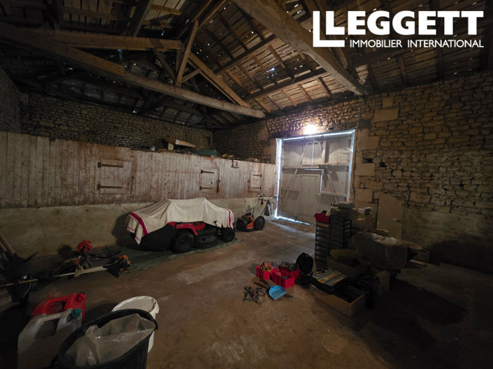 Image No.8-2 Bed House for sale