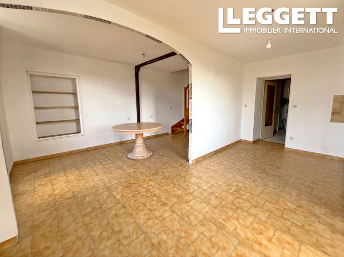 Image No.4-2 Bed House for sale