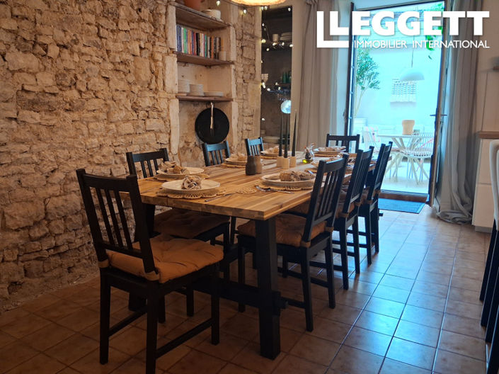 Image No.2-6 Bed House for sale