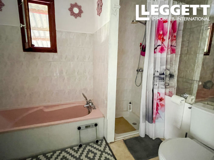 Image No.10-4 Bed House for sale