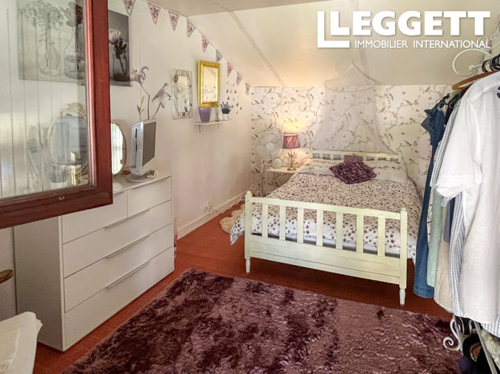 Image No.7-4 Bed House for sale