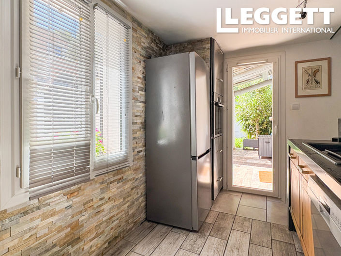 Image No.5-3 Bed House for sale