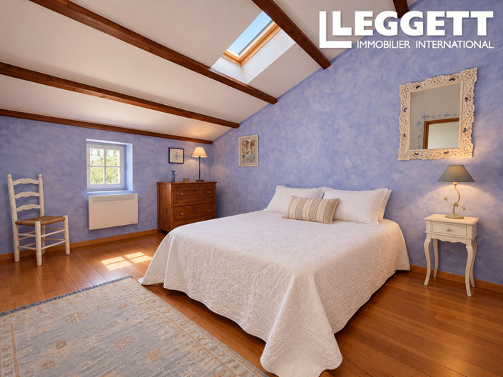 Image No.7-3 Bed House for sale