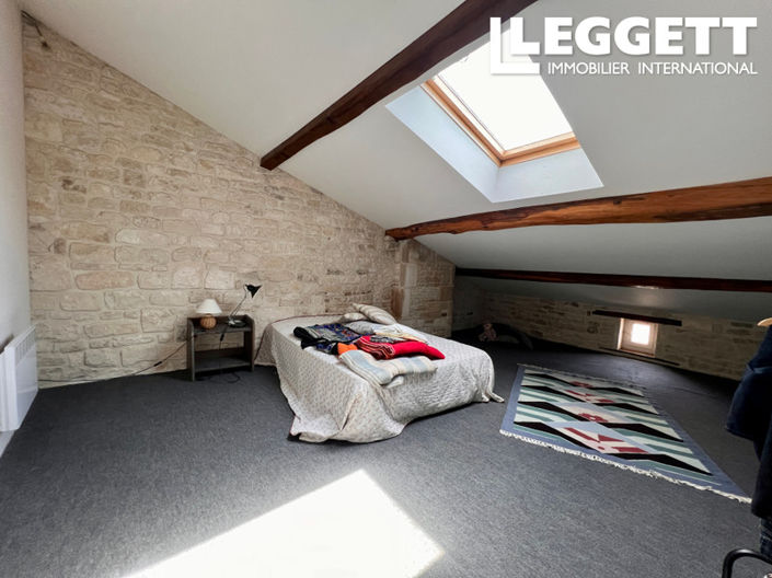 Image No.8-3 Bed House for sale