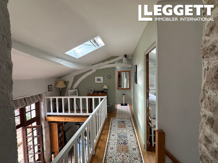 Image No.7-3 Bed House for sale