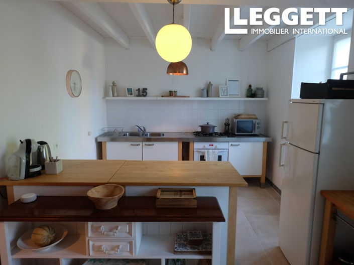Image No.7-6 Bed House for sale