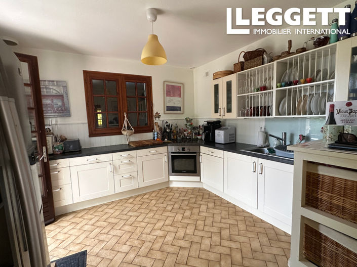 Image No.6-4 Bed House for sale