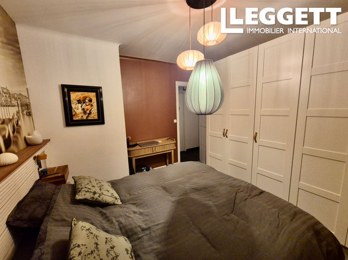 Image No.4-2 Bed House for sale