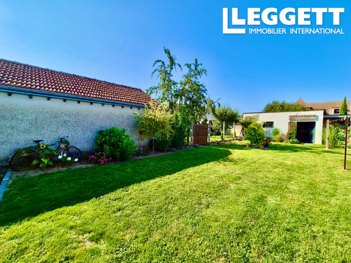 Image No.8-2 Bed House for sale