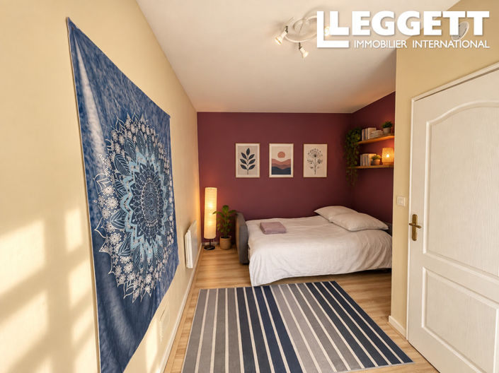 Image No.9-3 Bed House for sale