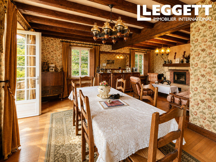 Image No.6-4 Bed House for sale